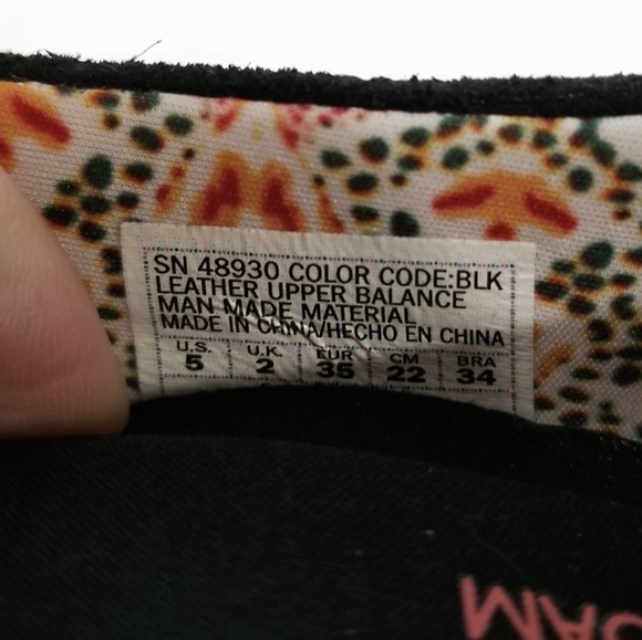 Skechers Relaxed Fit Suede Loafer Slip On Size 5 - Picture 8 of 8